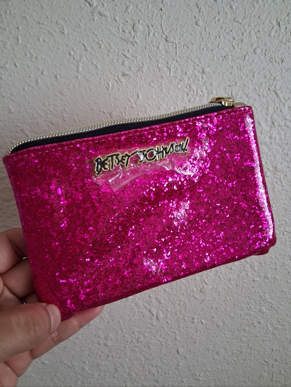 Betsey Johnson Pink Sparkle Pouch NWOT